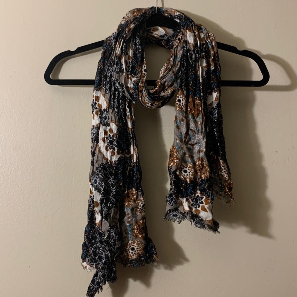 Multicolor floral shawl